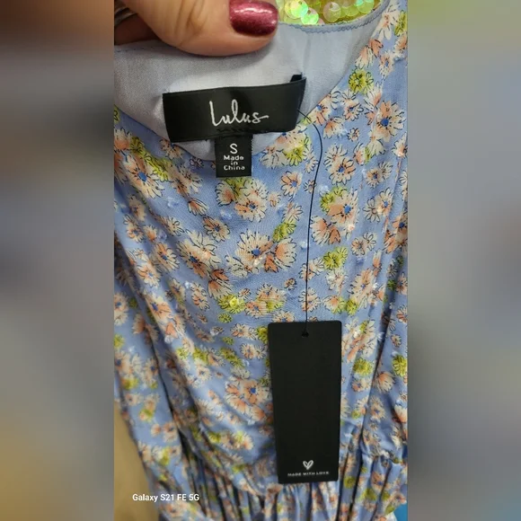 Lulu's Sunny Bliss Light Blue Floral Print Tiered Maxi Dress SZ. SM NWT - Picture 4 of 10